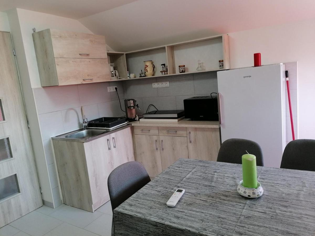 Mimi Vendeghaz Apartment Siófok Exterior foto
